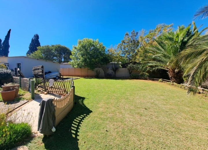4 Bedroom Property for Sale in Roosheuwel North West